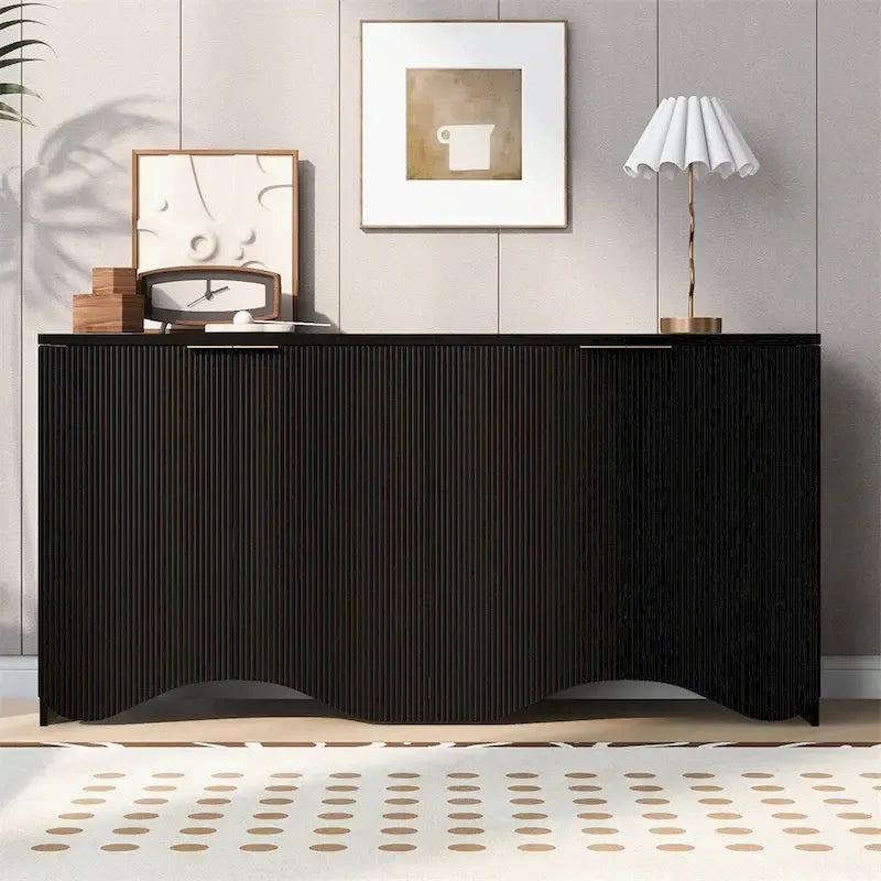 Armario de madera con 4 puertas y patas