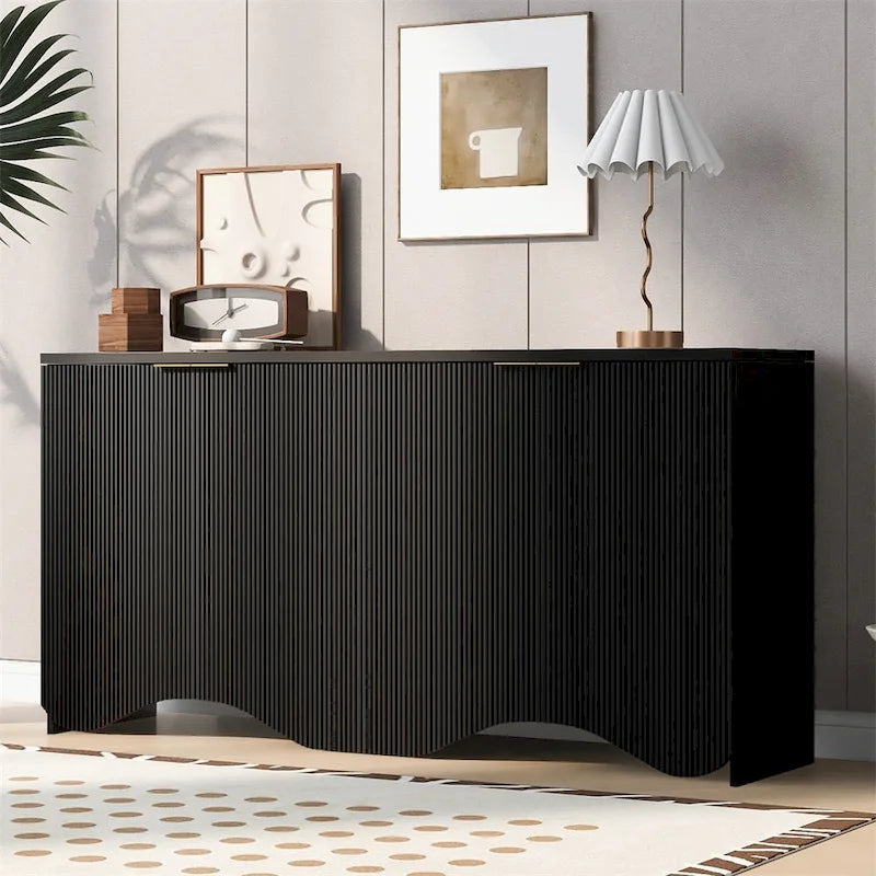 Armario de madera con 4 puertas y patas