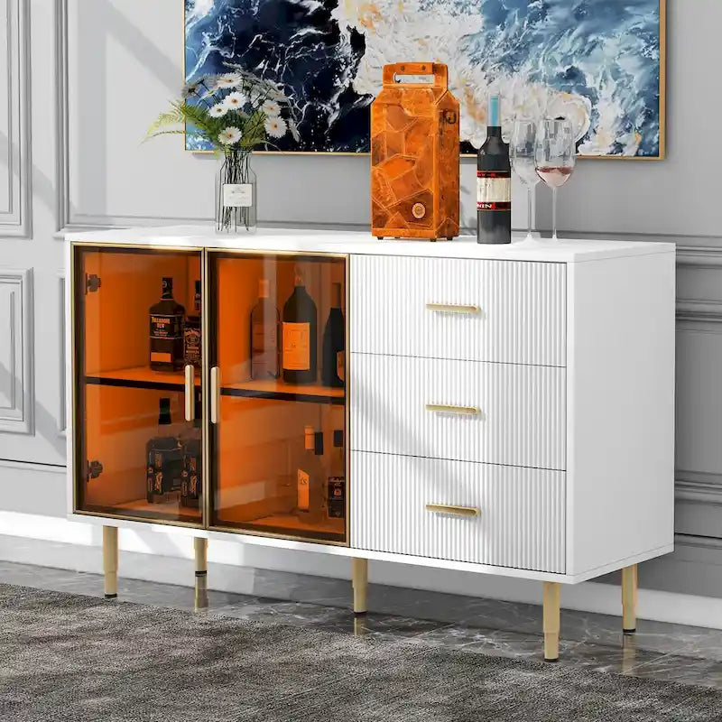 Buffet contemporain avec portes vitrées